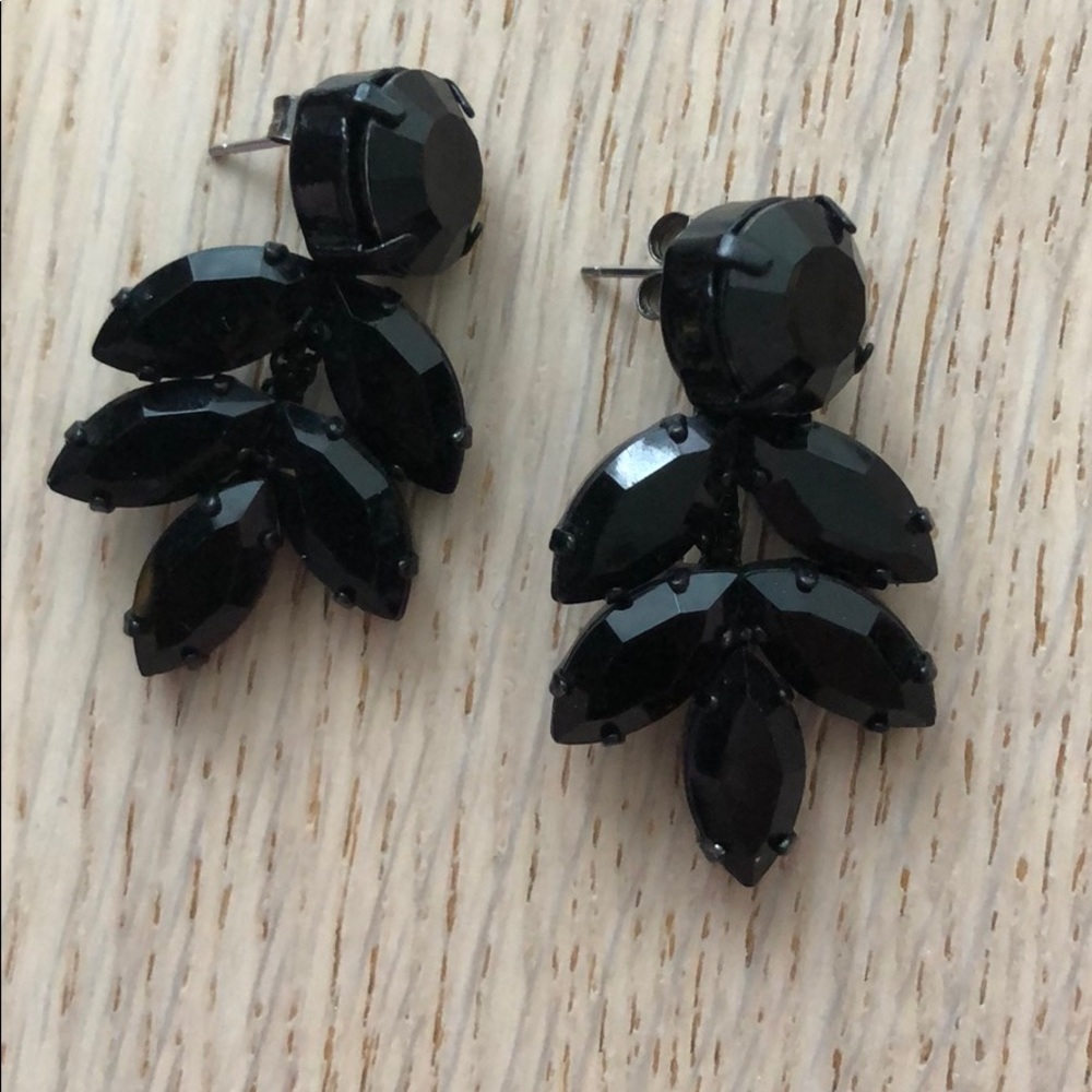 Earring bundle - Picture 3 of 5